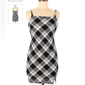 Almost Famous Girls 👧🏻 Black & White Dress👗NWT🏷️ Sz Youth Small